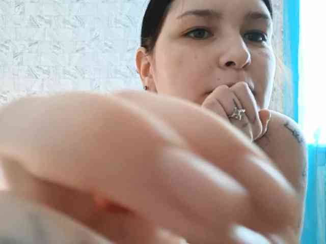 MarcelleGodbold webcam