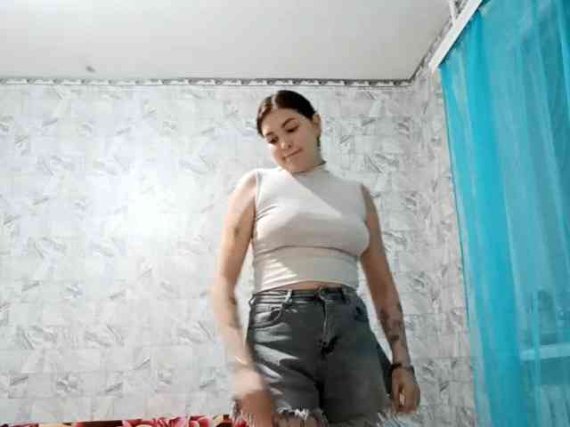 MarcelleGodbold webcam