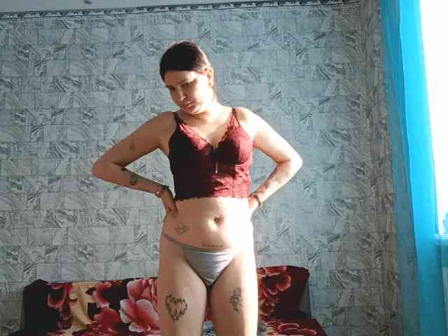 MarcelleGodbold webcam