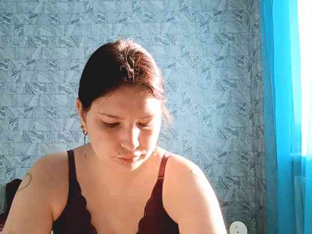 MarcelleGodbold webcam