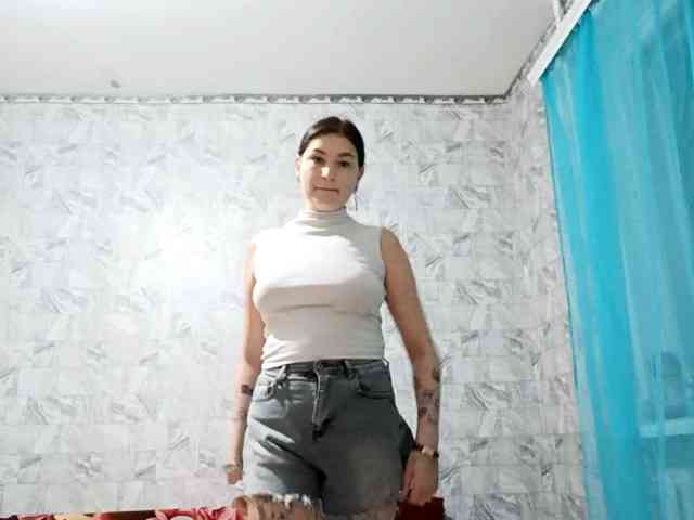 MarcelleGodbold webcam