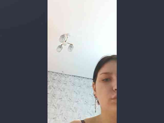 MarcelleGodbold webcam