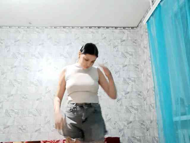 MarcelleGodbold webcam