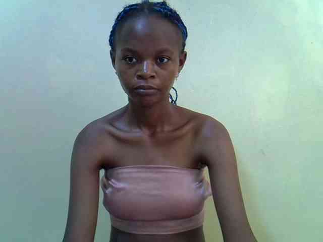 Hotdreamteen001 webcam