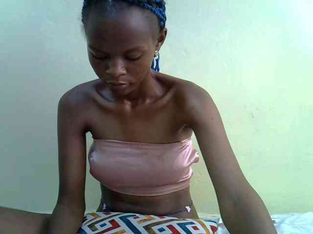 Hotdreamteen001 webcam