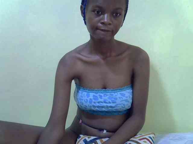 Hotdreamteen001 webcam