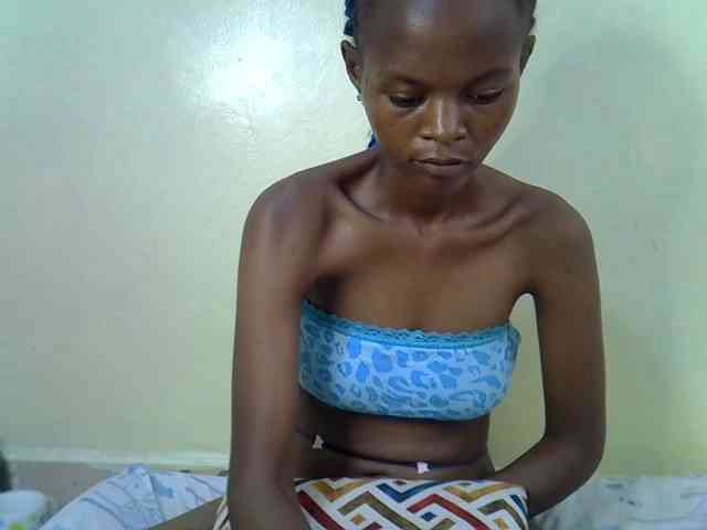 Hotdreamteen001 webcam