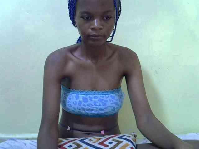 Hotdreamteen001 webcam