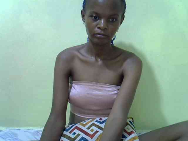 Hotdreamteen001 webcam