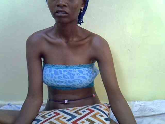 Hotdreamteen001 webcam