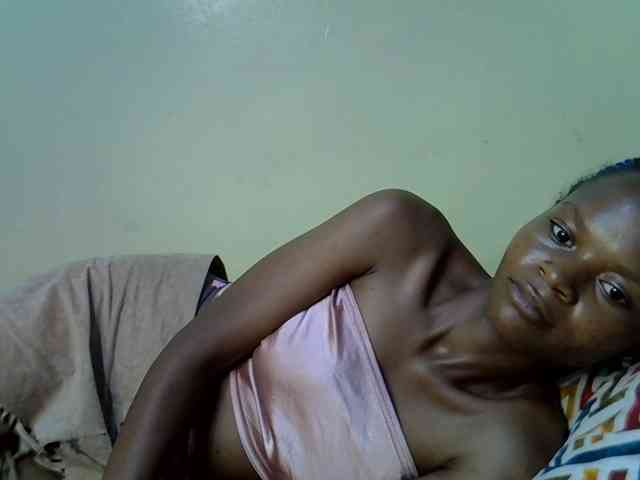 Hotdreamteen001 webcam