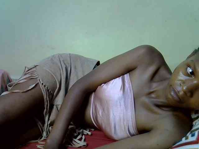 Hotdreamteen001 webcam