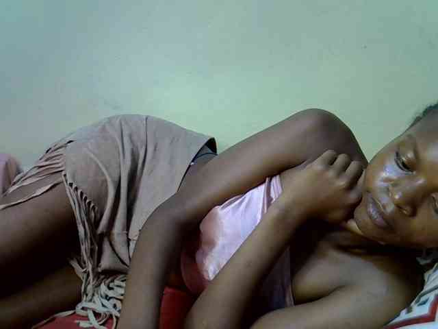 Hotdreamteen001 webcam