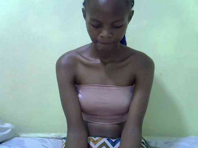 Hotdreamteen001 webcam