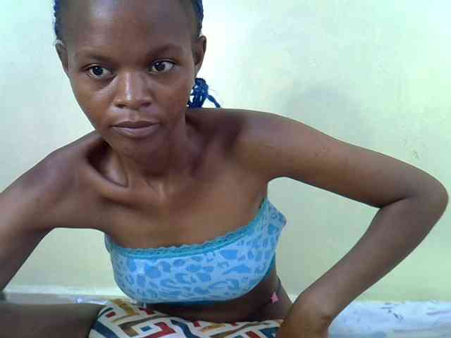 Hotdreamteen001 webcam