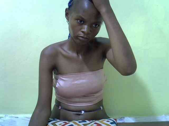 Hotdreamteen001 webcam