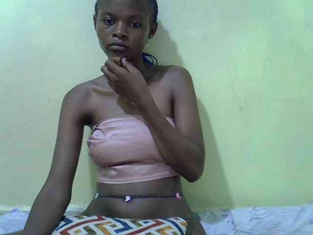 Hotdreamteen001 webcam