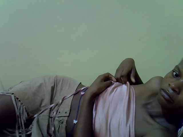 Hotdreamteen001 webcam