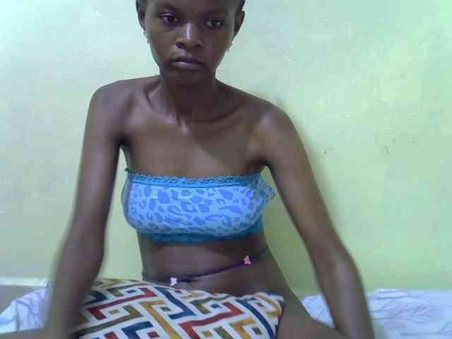 Hotdreamteen001 webcam