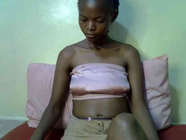 Hotdreamteen001 webcam