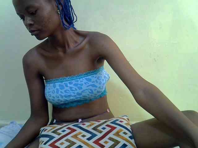 Hotdreamteen001 webcam