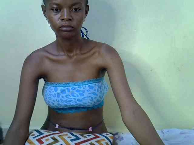 Hotdreamteen001 webcam