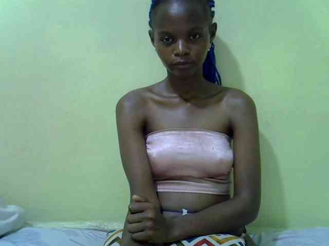 Hotdreamteen001 webcam