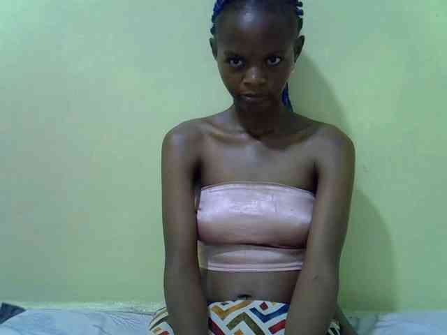 Hotdreamteen001 webcam