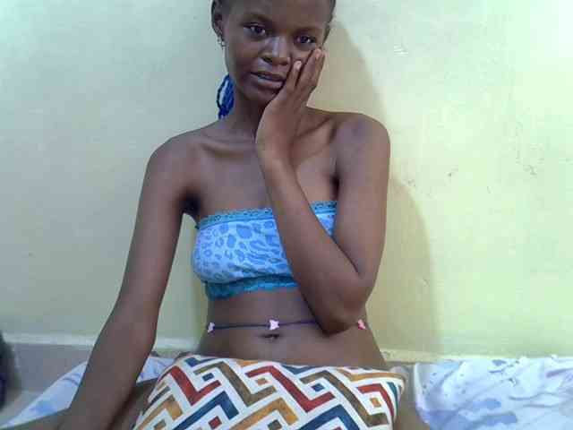 Hotdreamteen001 webcam