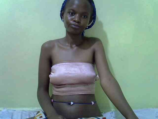 Hotdreamteen001 webcam