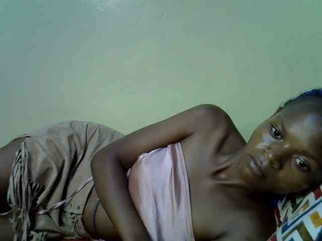 Hotdreamteen001 webcam