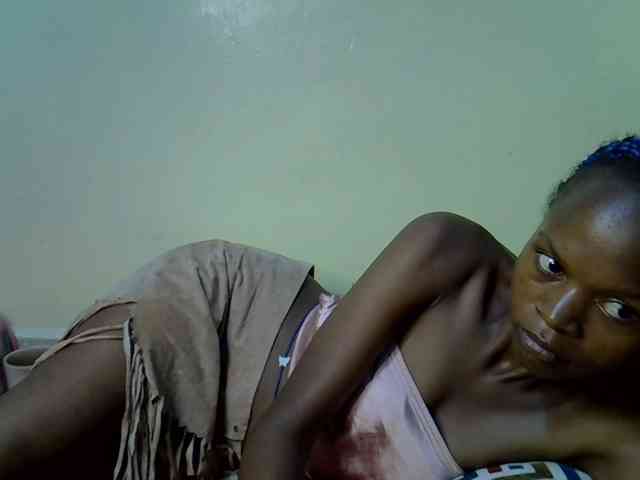 Hotdreamteen001 webcam