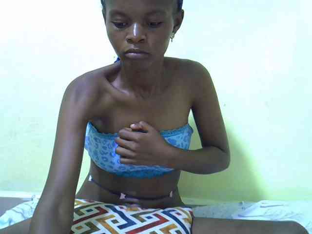 Hotdreamteen001 webcam