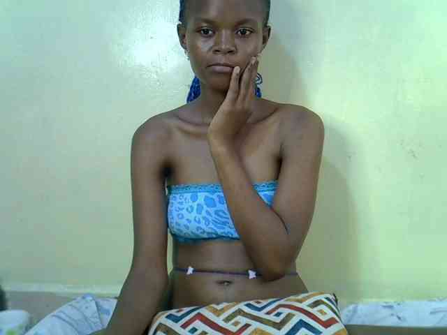 Hotdreamteen001 webcam