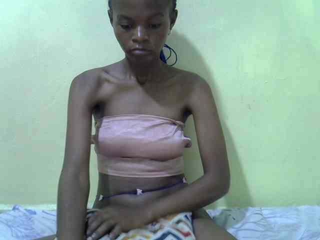 Hotdreamteen001 webcam