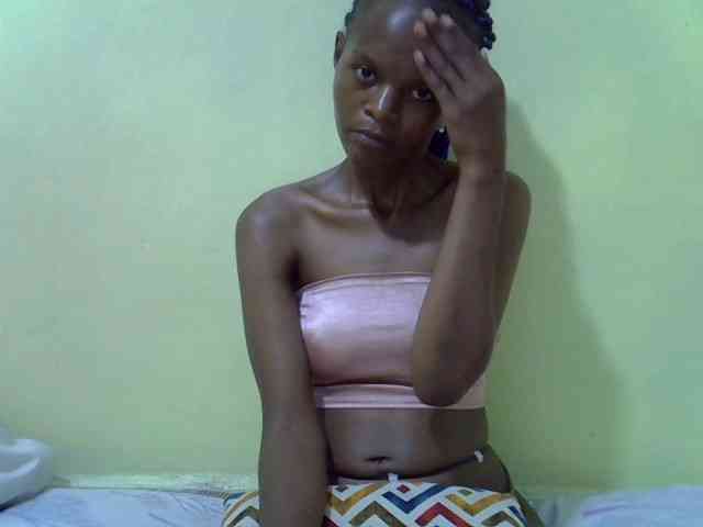 Hotdreamteen001 webcam