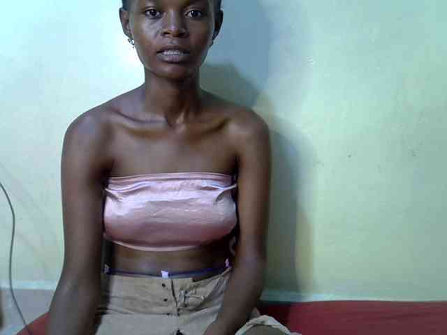 Hotdreamteen001 webcam