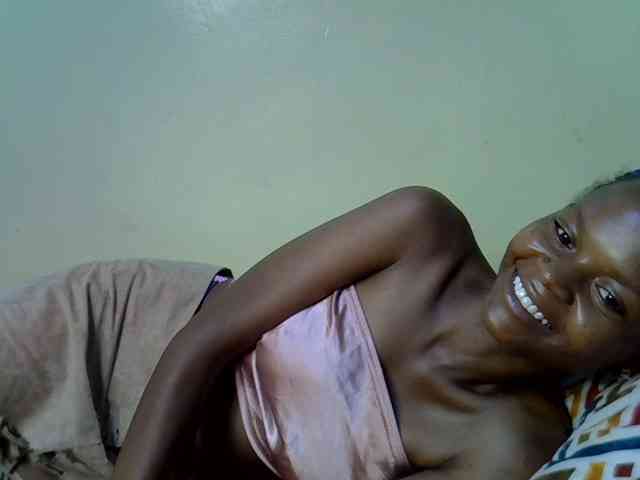 Hotdreamteen001 webcam