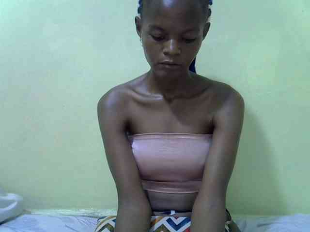 Hotdreamteen001 webcam