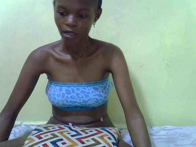 Hotdreamteen001 webcam