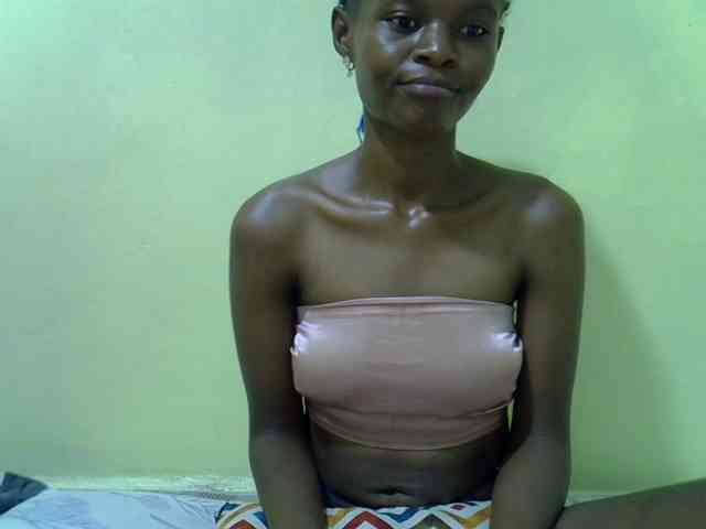 Hotdreamteen001 webcam