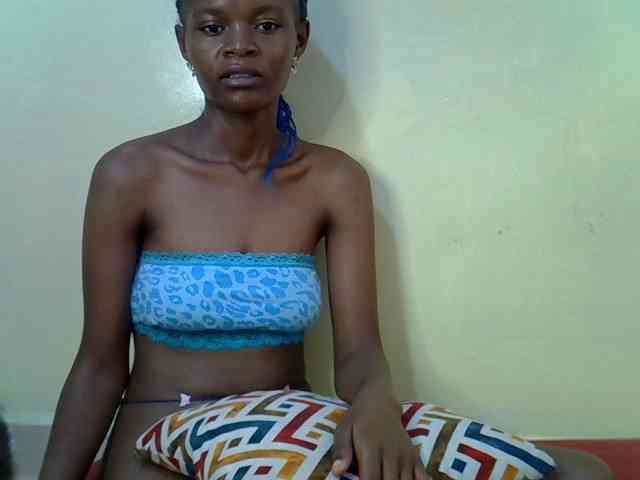 Hotdreamteen001 webcam