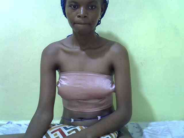 Hotdreamteen001 webcam