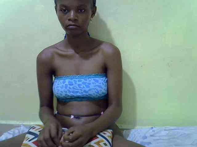 Hotdreamteen001 webcam