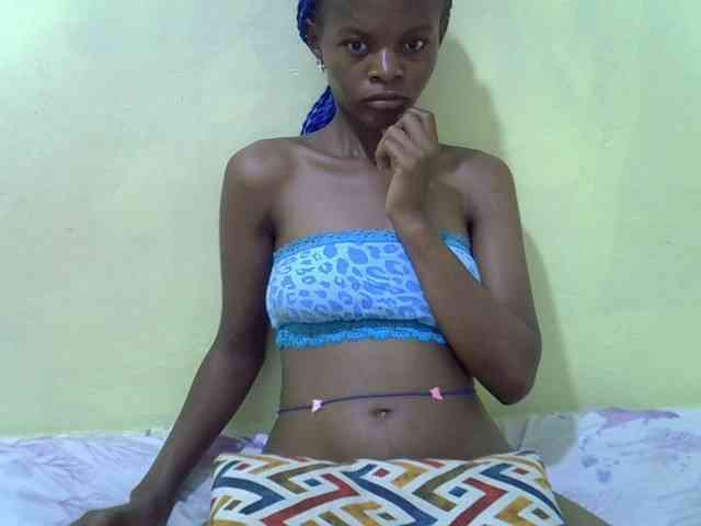 Hotdreamteen001 webcam