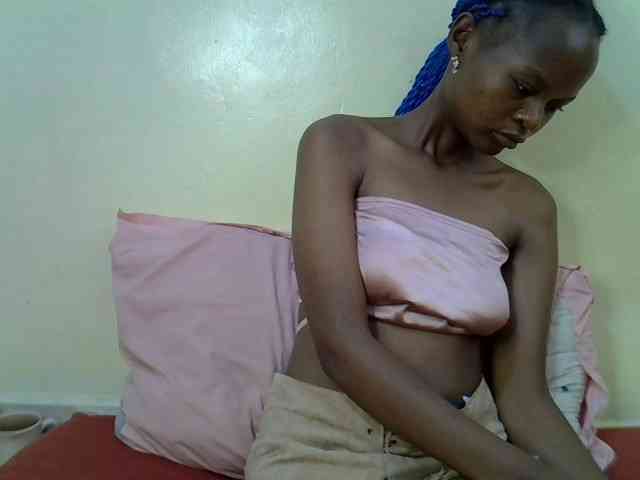 Hotdreamteen001 webcam