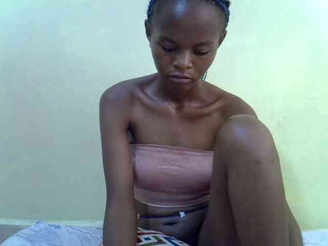 Hotdreamteen001 webcam