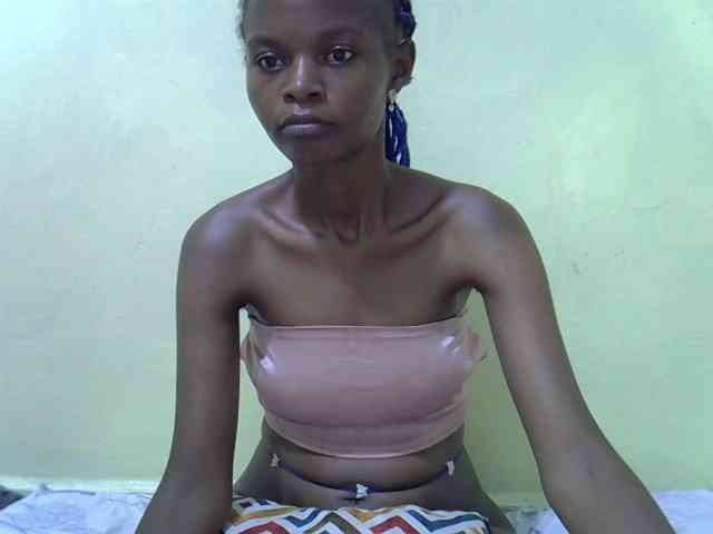 Hotdreamteen001 webcam