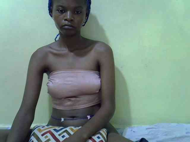 Hotdreamteen001 webcam