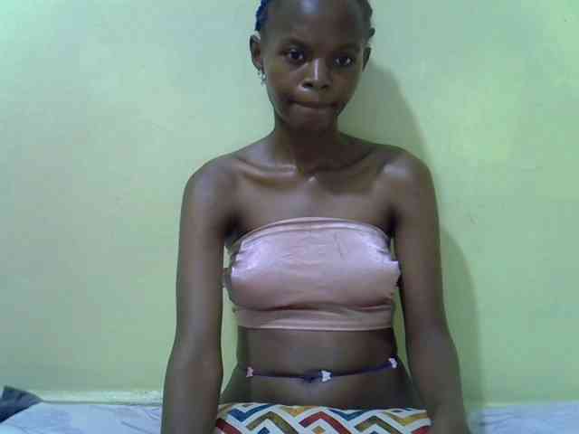 Hotdreamteen001 webcam